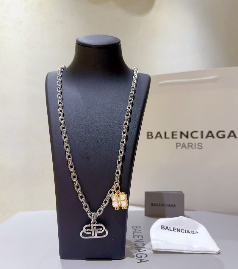 Ba1en*iaga necklaces